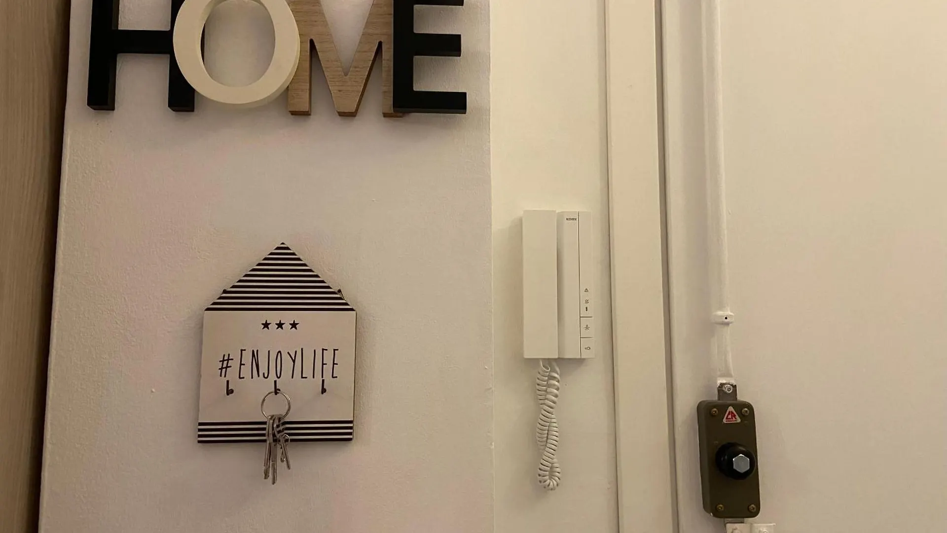 Apartment Appartamento Burattino - Immobili E Soluzioni Rent Bergamo Italy